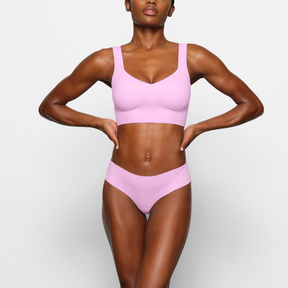 SKIMS NAKED PLUNGE LONGLINE BRALETTE PETAL XS - Picture 2 of 6